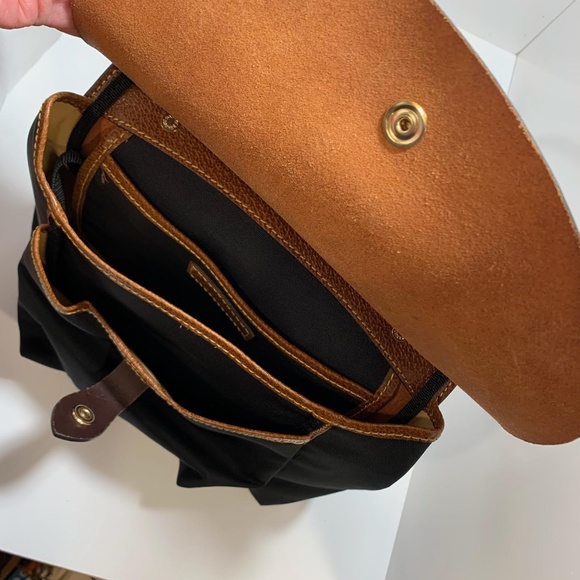 Rare Dooney & Bourke Crossbody Bag, EUC, Black/Tan - Picture 11 of 13